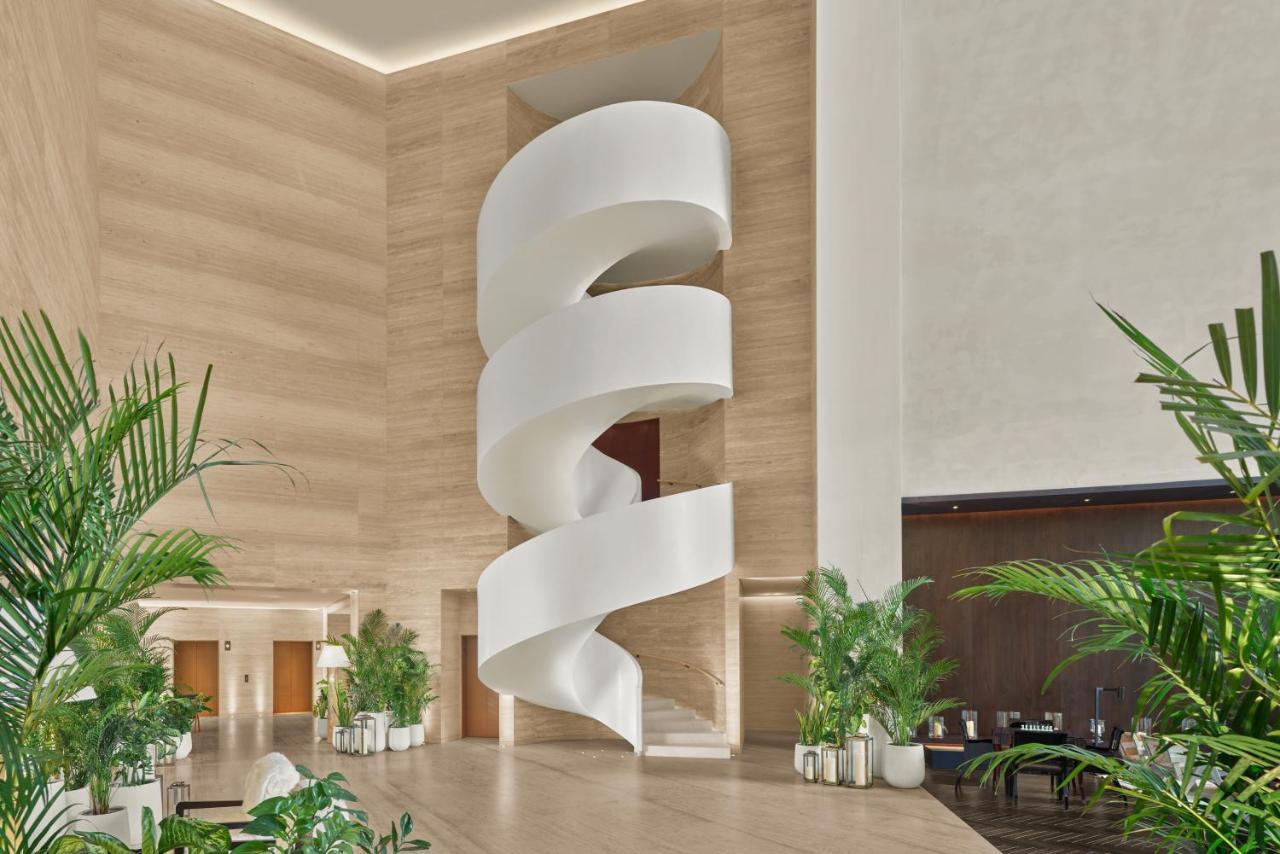 The Dubai Edition Exterior foto The spiral staircase